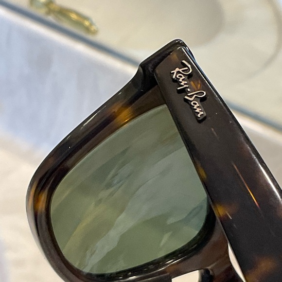 Ray-Ban Original Wayfarer Sunglasses, Polished Havana Frame, Green Lenses - Picture 10 of 12